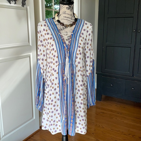 Free People Dresses & Skirts - Free People Long Sleeve Lace Up Boho Dress